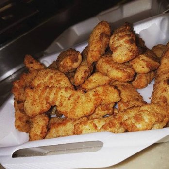 Pizza 77 - a plate of fried chicken nuggies - Pizza Near Me - Mount Albert, Ontario Pizza 77 - a plate of fried chicken nuggies - Pizza Near Me - Mount Albert, Ontario
