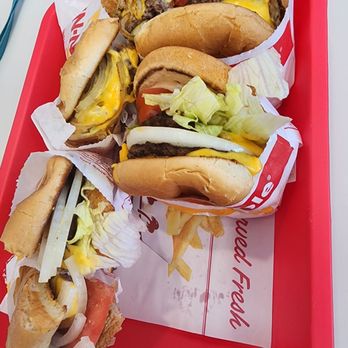 In-N-Out Burger - Burgers Near Me - Burbank, California