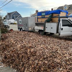 Mogz Lawn And Landscape - Huge Leaf Clean Up