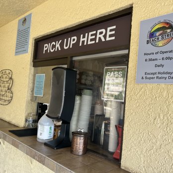 Beach Street - 6/1/23 Pick up window - Coffee & Tea Near Me - Kihei, Hawaii
