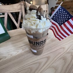 Grounds Coffee Bar & Cafe - Cookie dough latte