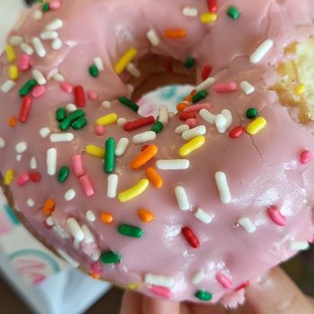 Twinkle Donuts - Sprinkle donuts - Donuts Near Me - The Colony, Texas Twinkle Donuts - Sprinkle donuts - Donuts Near Me - The Colony, Texas
