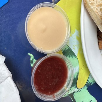 Cochon Dingue - Apple butter and strawberry raspberry jams homemade - Breakfast & Brunch Near Me - Quebec City, Quebec
