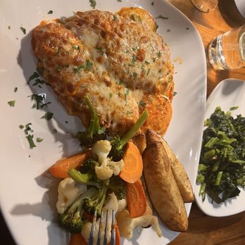 Romanacci - Fairfield - Chicken Parmigiana no pasta - Pizza Near Me - Fairfield, Connecticut Romanacci - Fairfield - Chicken Parmigiana no pasta - Pizza Near Me - Fairfield, Connecticut
