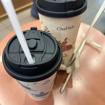 Chahalo - Osmanthus oolong milk tea and dark milk tea - Tea Rooms Near Me - Berkeley, California Chahalo - Osmanthus oolong milk tea and dark milk tea - Tea Rooms Near Me - Berkeley, California
