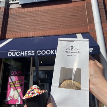 Duchess Cookies - Desserts Near Me - Plainview, New York