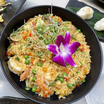 Yunta Nikkei - Peruvian Near Me - Charlotte, North Carolina