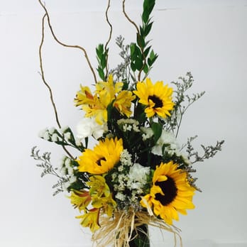 Holiday Florist - Florists Near Me - Plum Boro, Pennsylvania Holiday Florist - Florists Near Me - Plum Boro, Pennsylvania