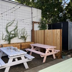 Pleasure Mountain - Outdoor patio