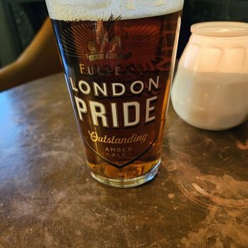 The Swan - A pint - Pubs Near Me - London, XGL
