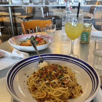 Scaddabush - Food: Spaghetti Carbonara Drink: Pineapple Mint Spritz (non-alcoholic) - Italian Near Me - Toronto, Ontario Scaddabush - Food: Spaghetti Carbonara Drink: Pineapple Mint Spritz (non-alcoholic) - Italian Near Me - Toronto, Ontario