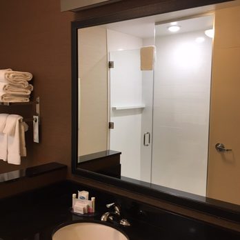 Fairfield by Marriott Inn & Suites Oklahoma City Yukon - Stellar shower - Hotels Near Me - Yukon, Oklahoma