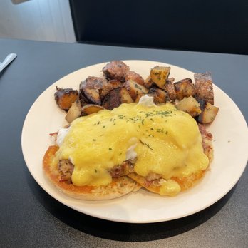 Benson's Cafe - Yet another Benedict and the same amazing home fries! - Breakfast & Brunch Near Me - Kingston, New Hampshire