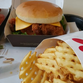 Chick-fil-A - Deluxe Chicken Sandwich - Fast Food Near Me - Brighton, Colorado