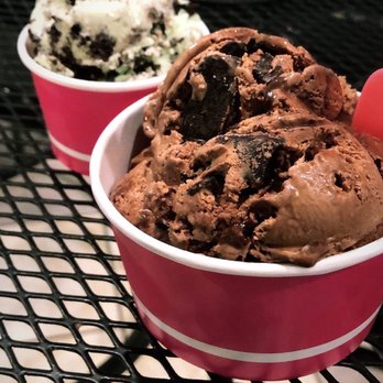 Campbell Creamery - Chocolate Fantasy & Cookie mint crunch - Ice Cream & Frozen Yogurt Near Me - Campbell, California Campbell Creamery - Chocolate Fantasy & Cookie mint crunch - Ice Cream & Frozen Yogurt Near Me - Campbell, California