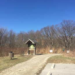 Shale hollow entrance and parking