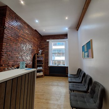 A+ Sports Therapy - Reception 1 - Physical Therapy Near Me - Manchester, XGM A+ Sports Therapy - Reception 1 - Physical Therapy Near Me - Manchester, XGM
