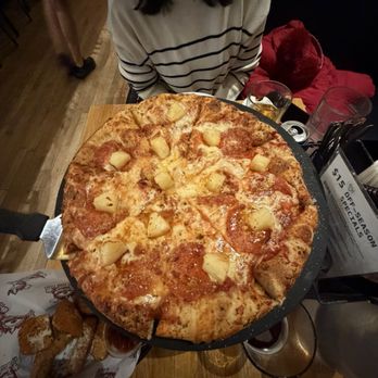 The Secret Stash Pizzeria - Pineapple pepperoni - Pizza Near Me - Crested Butte, Colorado