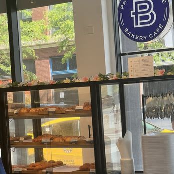 Paris Baguette - Inside - Bakeries Near Me - Chicago, Illinois Paris Baguette - Inside - Bakeries Near Me - Chicago, Illinois