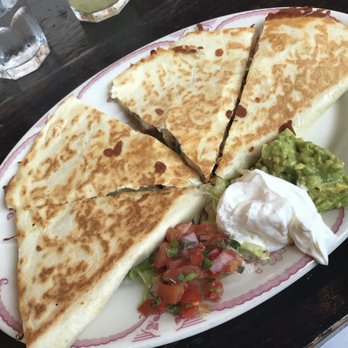 El Camino - Achiote chicken quesadilla - Cocktail Bars Near Me - Delray Beach, Florida El Camino - Achiote chicken quesadilla - Cocktail Bars Near Me - Delray Beach, Florida