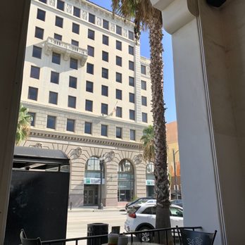 Urth Caffé-Pasadena - Seating with a nice environment - Cafes Near Me - Pasadena, California Urth Caffé-Pasadena - Seating with a nice environment - Cafes Near Me - Pasadena, California