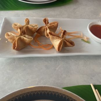Peinto Thai Kitchen - 6 Piece Crab Rangoon - Thai Near Me - Las Vegas, Nevada