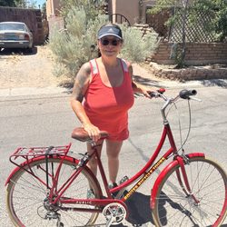 Routes Bicycle Rentals & Tours - Tour Guide Heidi