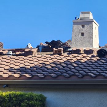 Cesar Arenas  - Roofing Near Me