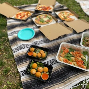 Vivo Pizza+Pasta - Appetizers like arancini and bruschetta with 4 kinds of pizza taken to go in the park. - Pizza Near Me - Vaughan, Ontario Vivo Pizza+Pasta - Appetizers like arancini and bruschetta with 4 kinds of pizza taken to go in the park. - Pizza Near Me - Vaughan, Ontario
