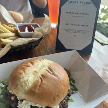 Loyal Legion - Burger of the Week - Gastropubs Near Me - Portland, Oregon