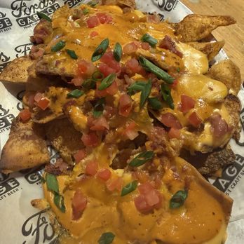 Ford's Garage St. Augustine - Motor City Kettle Chips - Burgers Near Me - St. Augustine, Florida