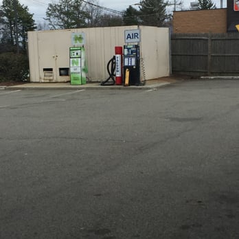 Mobil - Walpole Mobil -- 980 Providence Highway / Route 1 @ High Plain Street / Route 27, Walpole Vacuum & Air - Gas Stations Near Me - Walpole, Massachusetts Mobil - Walpole Mobil -- 980 Providence Highway / Route 1 @ High Plain Street / Route 27, Walpole Vacuum & Air - Gas Stations Near Me - Walpole, Massachusetts