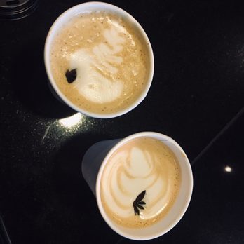 Houndstooth Coffee - Coffee & Tea Near Me - Austin, Texas