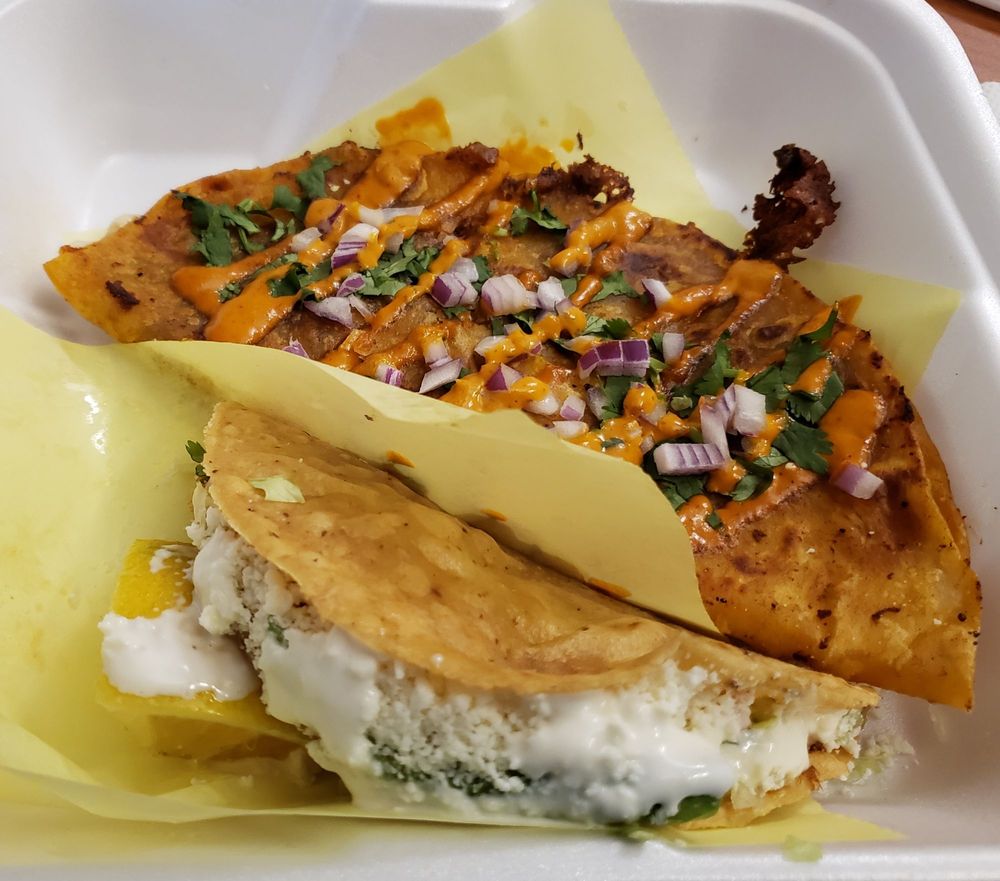 El Taco Dorado