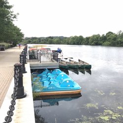 Charles River Canoe & Kayak - Looking for something fun to do.....rent a Kayak, Paddle board, Canoe from them...friendly staff and plenty of equipment to choose from.