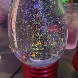 The Federal - Center piece