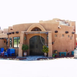 Wild Coyote B&B - LOVE the design of this place!