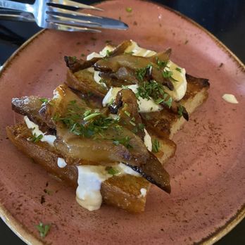 EaTo - Pear bruschetta - Pizza Near Me - Minneapolis, Minnesota EaTo - Pear bruschetta - Pizza Near Me - Minneapolis, Minnesota