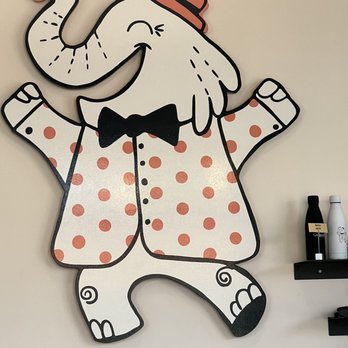 Scoopwell's Dough Bar - an elephant in a tuxedo - Desserts Near Me - Gilbert, Arizona Scoopwell's Dough Bar - an elephant in a tuxedo - Desserts Near Me - Gilbert, Arizona