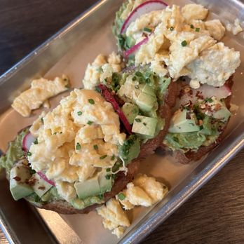 Tout Suite - Avocado Toast - Cafes Near Me - Houston, Texas