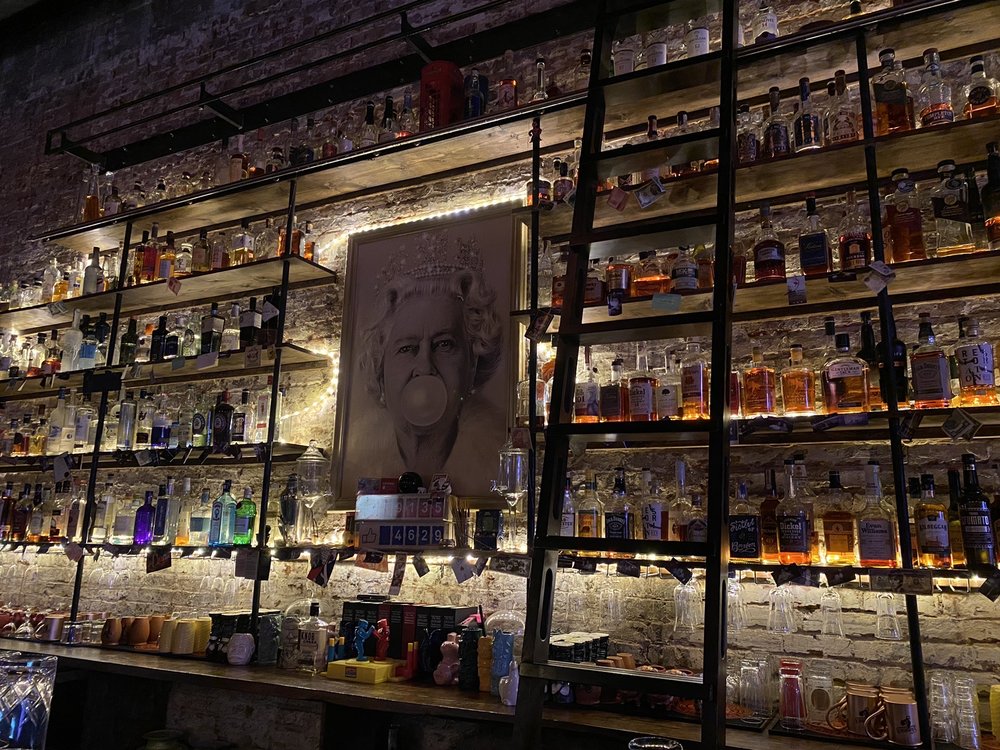 UNKNOWN CALLER Updated November 2024 201 Photos & 182 Reviews 715