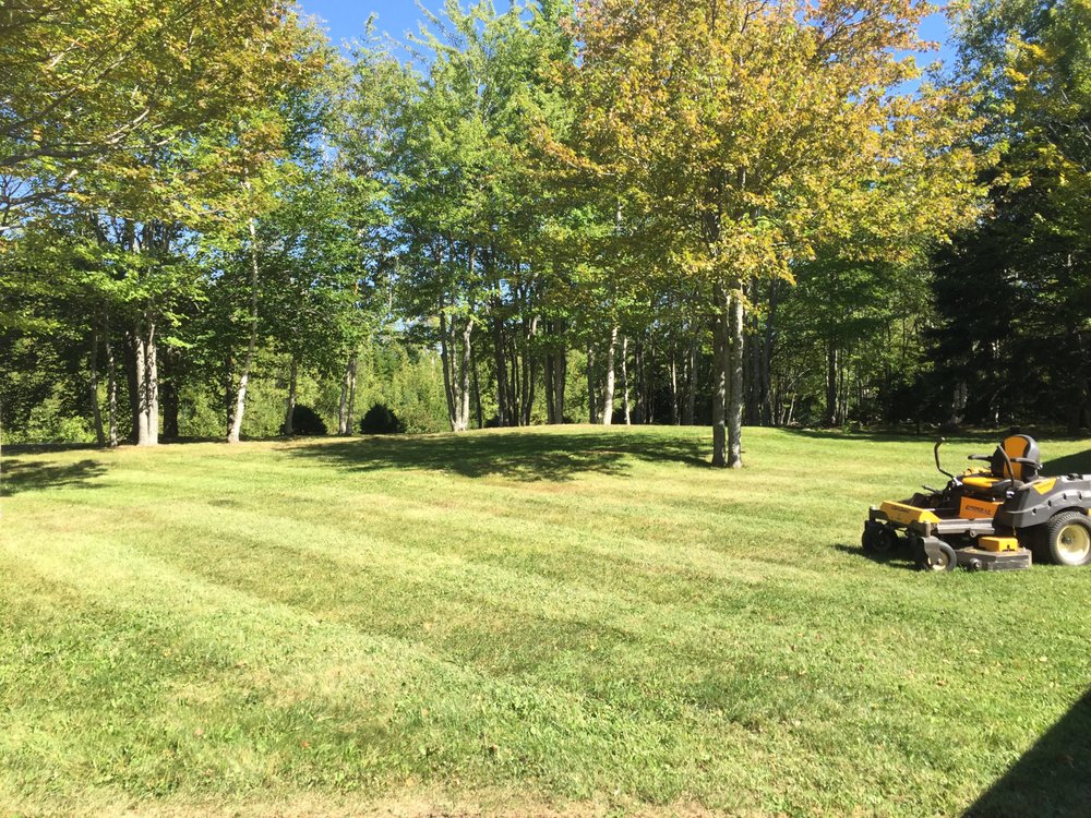 MAFFLECK LAWNS & PROPERTY SERVICES Thorburn, Nova Scotia, Canada