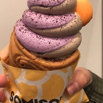 Somisomi - Ube & Oreo swirl - Desserts Near Me - Cupertino, California Somisomi - Ube & Oreo swirl - Desserts Near Me - Cupertino, California