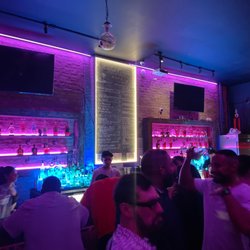 Twisted Cantina - Bar view