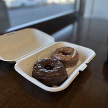 Bismarck Doughnuts - Donuts Near Me - Orem, Utah