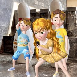 Miyana - Los Peques se Hacen una Selfie en el Centro Comercial