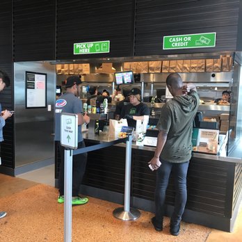 Shake Shack Burbank - Fast Food Near Me - Burbank, California Shake Shack Burbank - Fast Food Near Me - Burbank, California