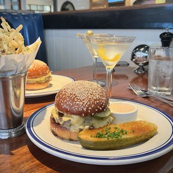 Hudson House - The Cheeseburger - American Near Me - Dallas, Texas Hudson House - The Cheeseburger - American Near Me - Dallas, Texas
