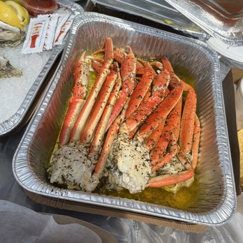 Quality Seafood - Snow Crab Clusters - Seafood Markets Near Me - Redondo Beach, California Quality Seafood - Snow Crab Clusters - Seafood Markets Near Me - Redondo Beach, California