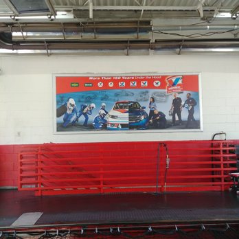 Valvoline Instant Oil Change - Valvoline, 132nd Street, Omaha NE - Oil Change Stations Near Me - OMAHA, Nebraska Valvoline Instant Oil Change - Valvoline, 132nd Street, Omaha NE - Oil Change Stations Near Me - OMAHA, Nebraska